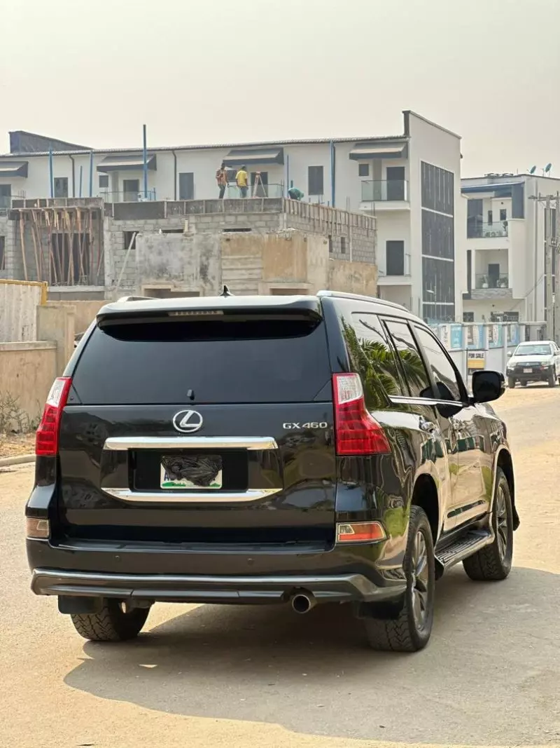 Lexus GX 460   - 2011