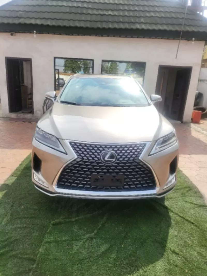 Lexus RS 350   - 2020