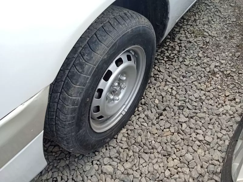 Toyota Premio    - 2001