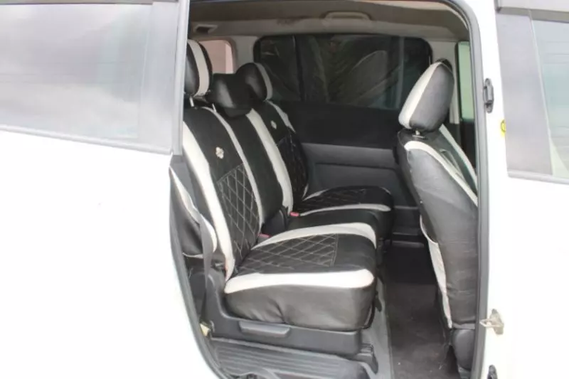 Nissan Leaf   - 2012