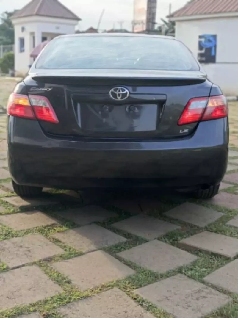 Toyota Camry   - 2008