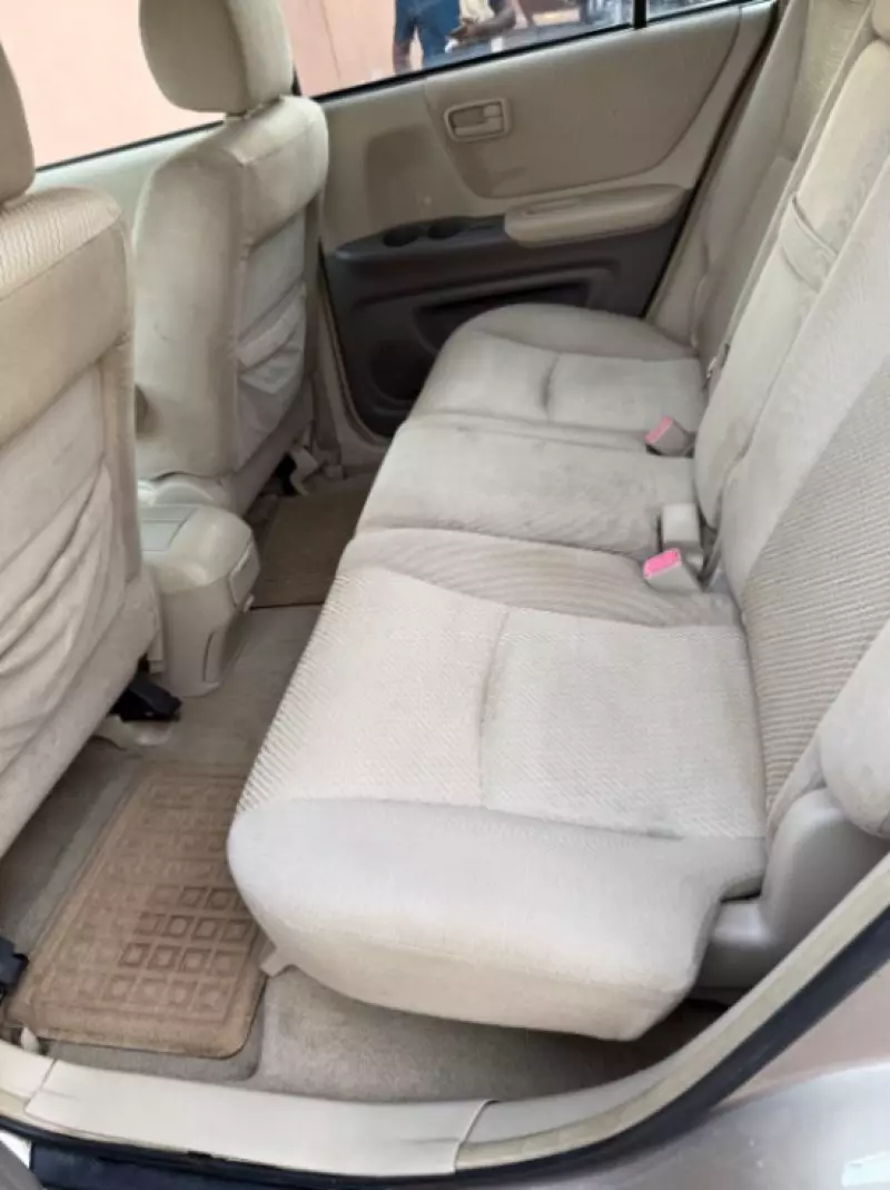 Toyota Highlander   - 2005