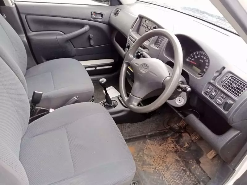Toyota Succeed    - 2011