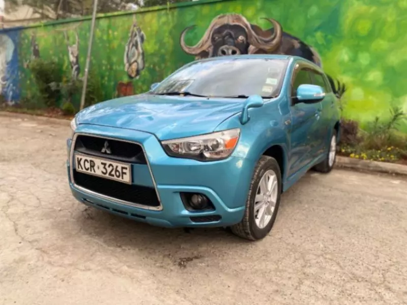 Mitsubishi RVR   - 2011