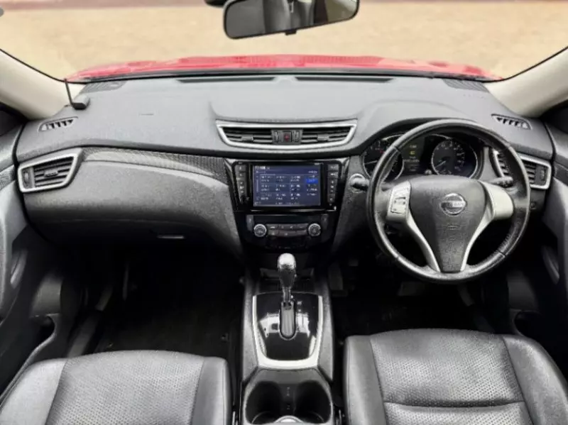 Nissan X-Trail   - 2016