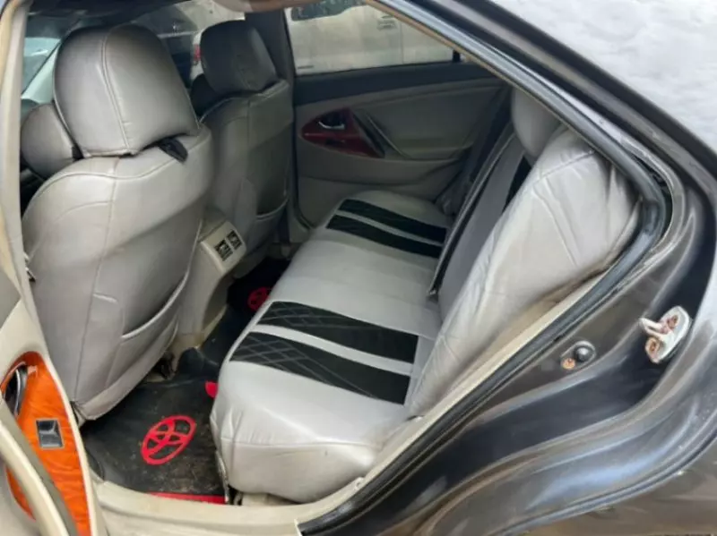 Toyota Camry   - 2008