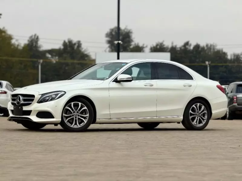Mercedes-Benz C200   - 2018