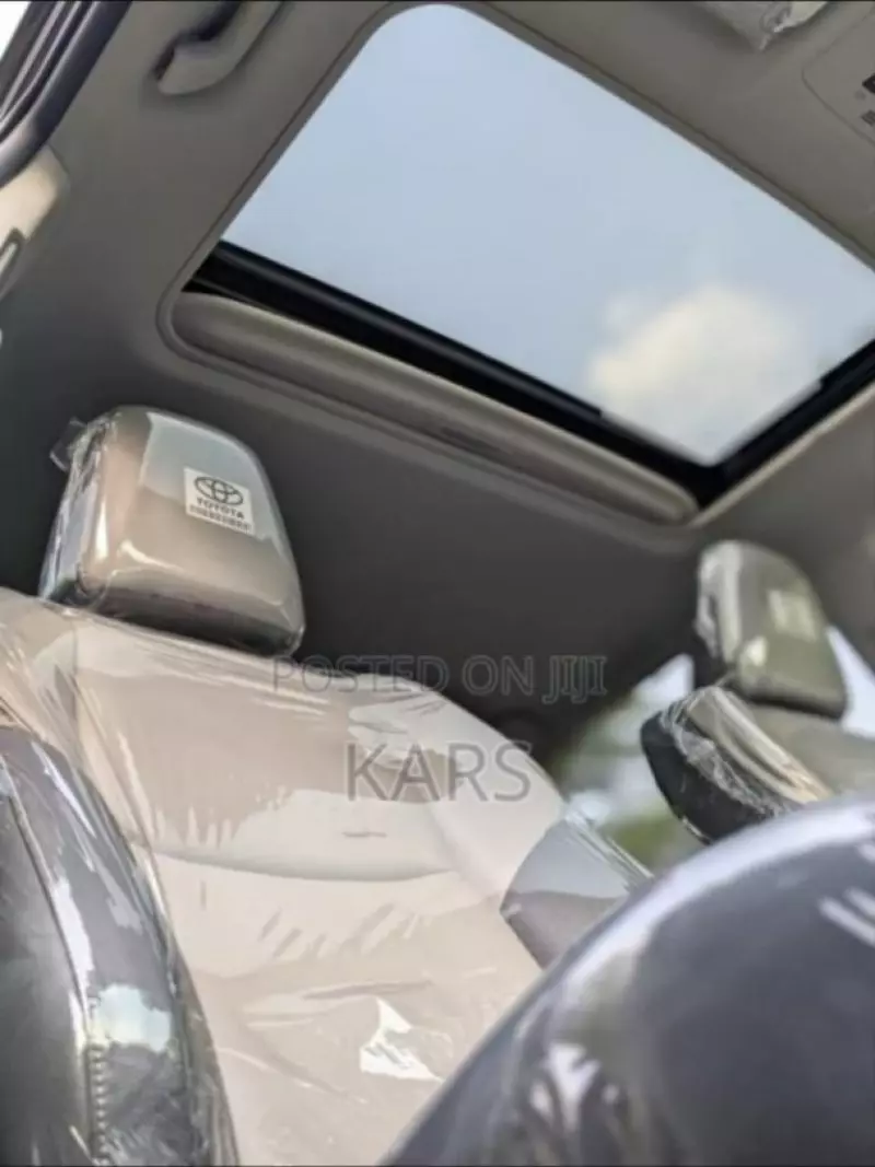 Toyota RAV4   - 2013