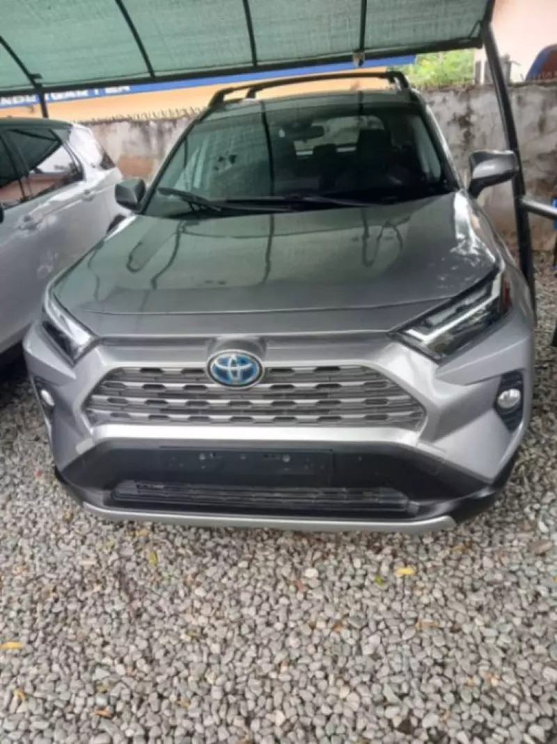 Toyota Rav4   - 2021