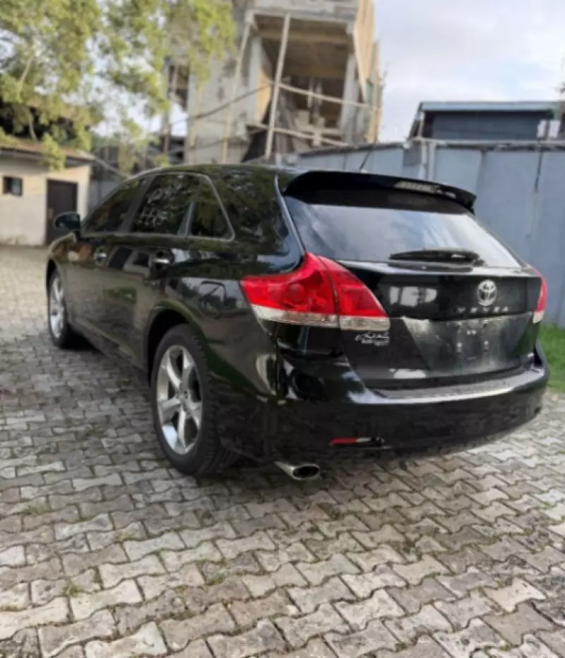 Toyota Venza   - 2010