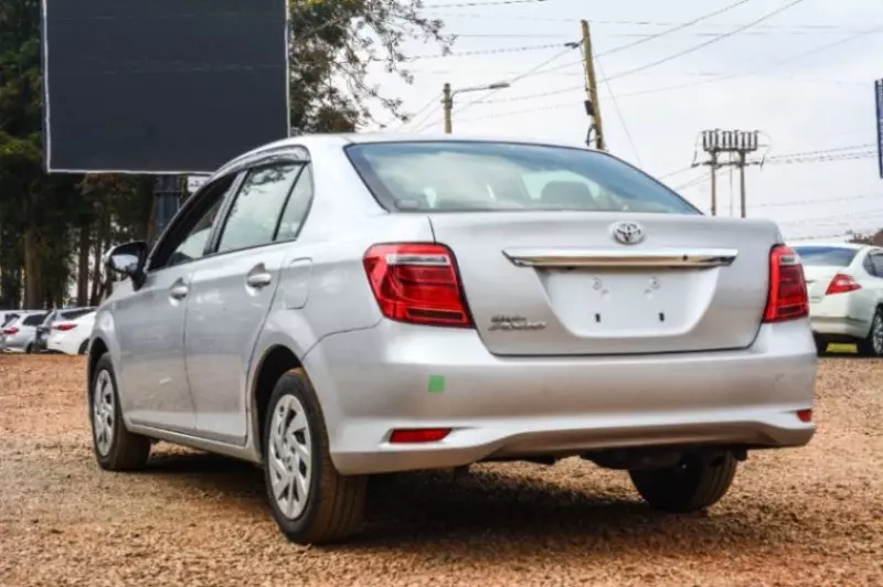 Toyota Axio    - 2018
