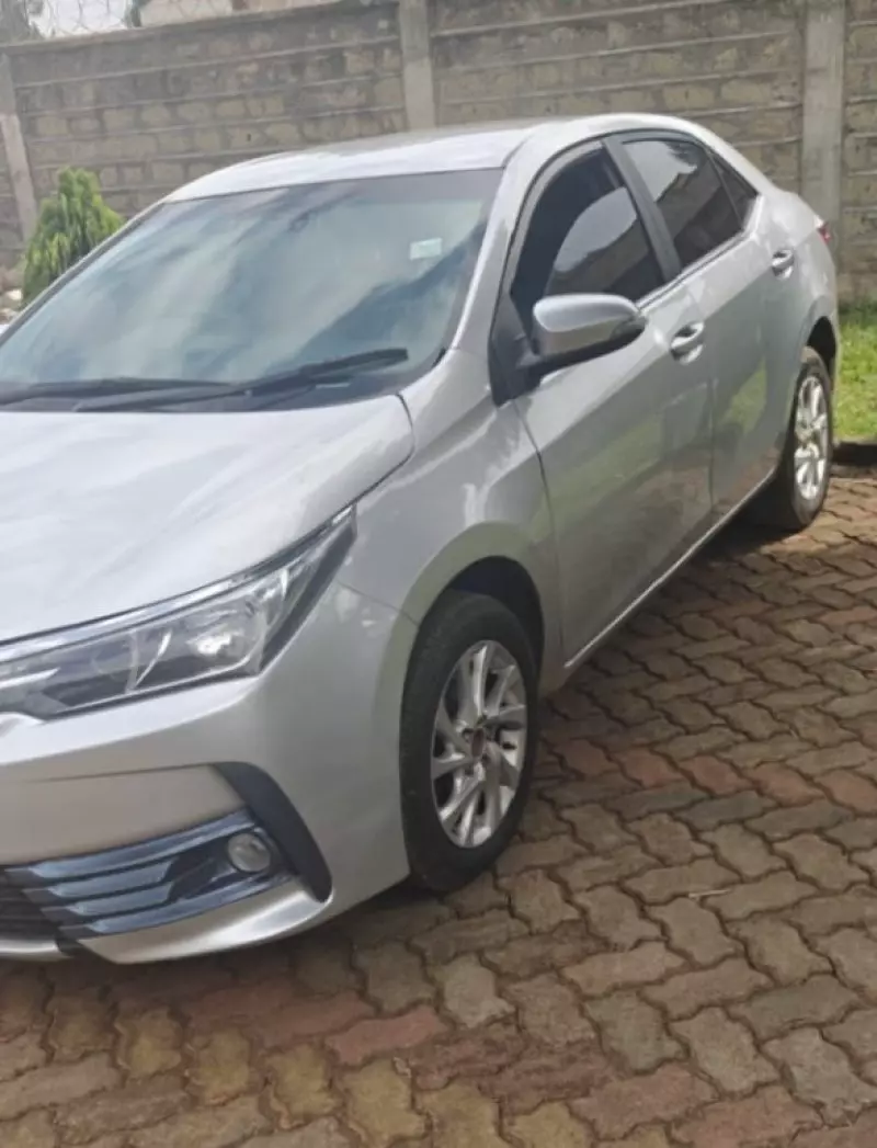 Toyota Corolla   - 2013