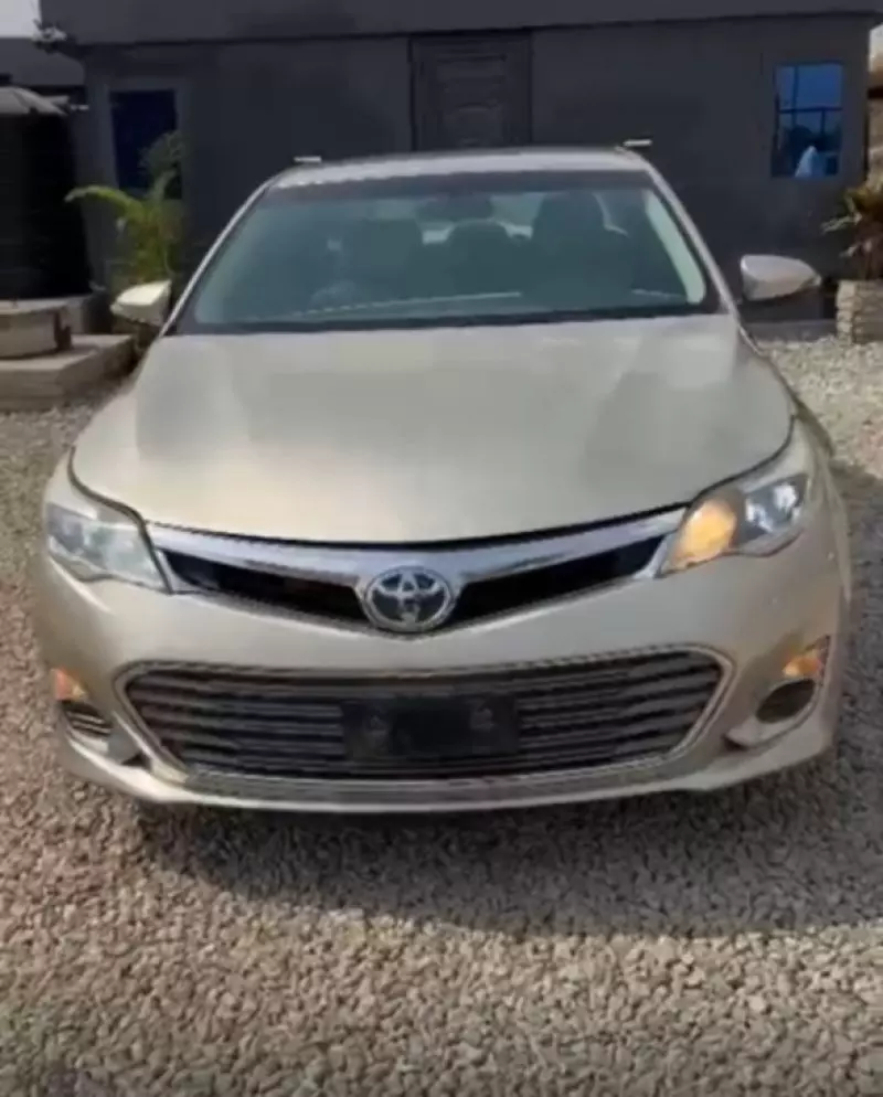 Toyota Avalon