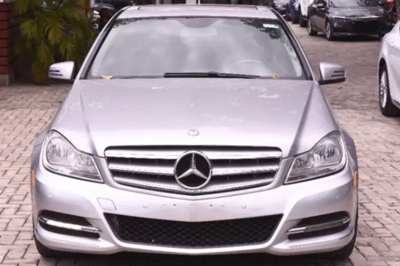 Mercedes-Benz C 300   - 2013