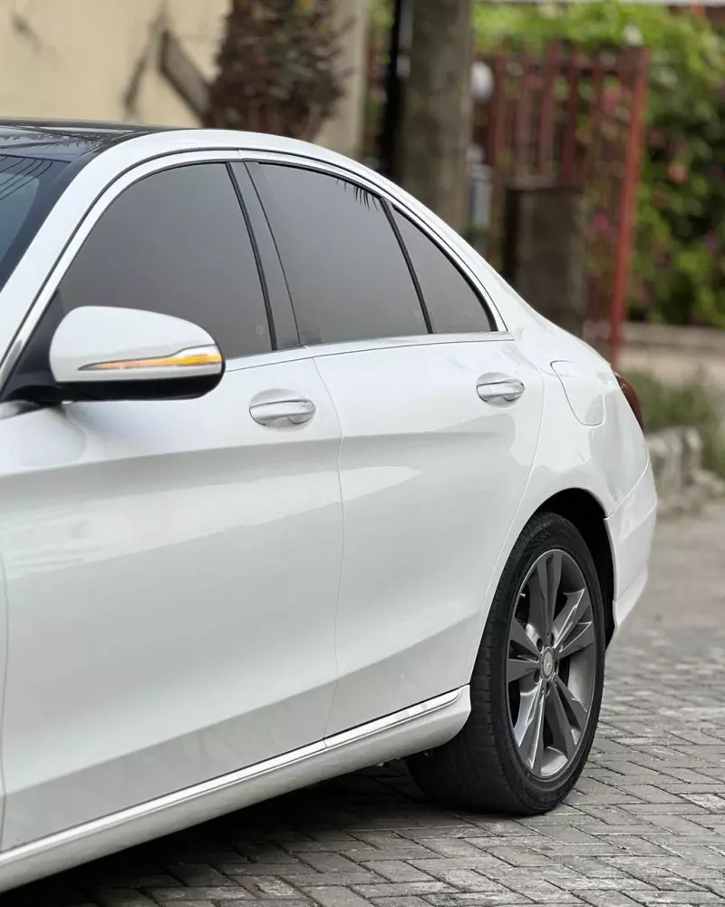Mercedes-Benz C 300   - 2015