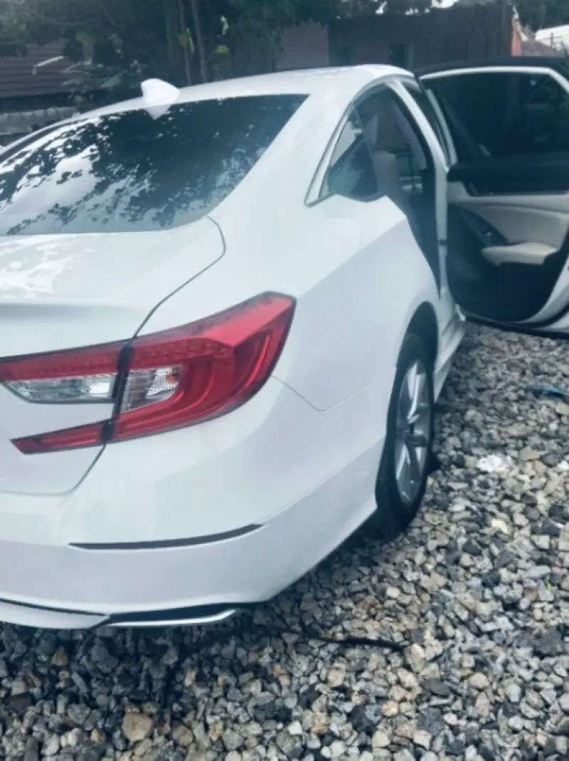 Honda Accord - 2021