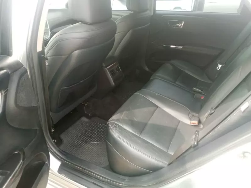 Toyota Avalon   - 2015