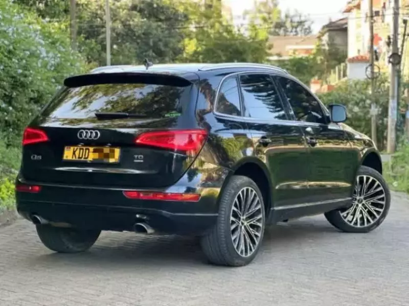 Audi Q5   - 2015