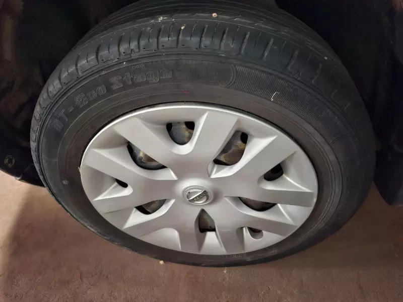 Nissan Juke   - 2011