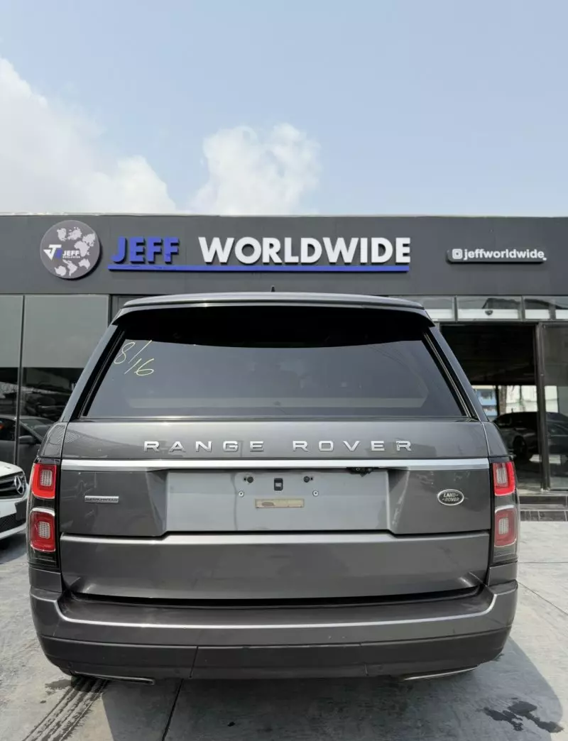 Land Rover RANGEROVER SUPERCHARGED   - 2018