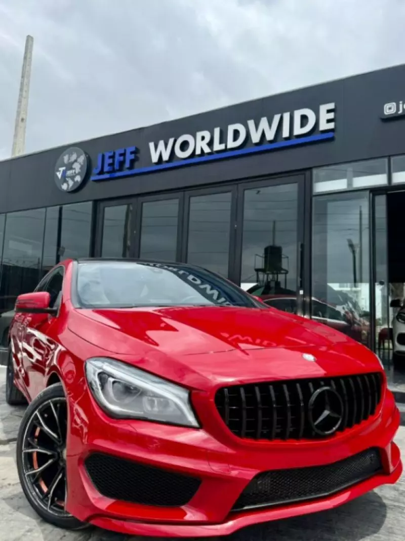 Mercedes-Benz CLA 250   - 2014