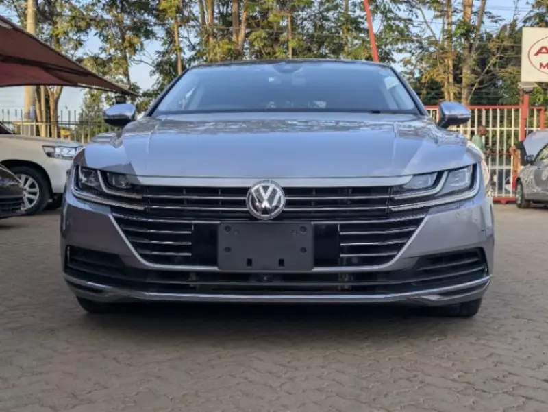 Volkswagen Arteon   - 2000