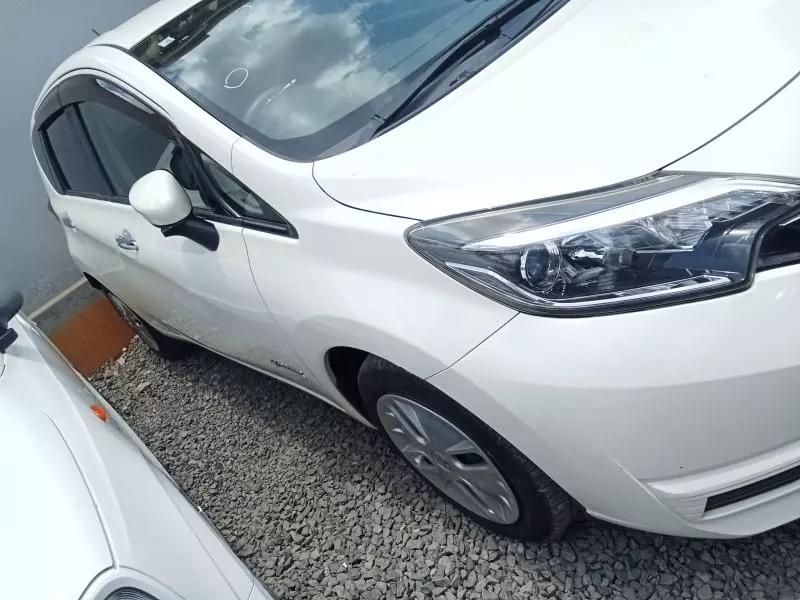 Nissan Note Hybrid E-Power   - 2017