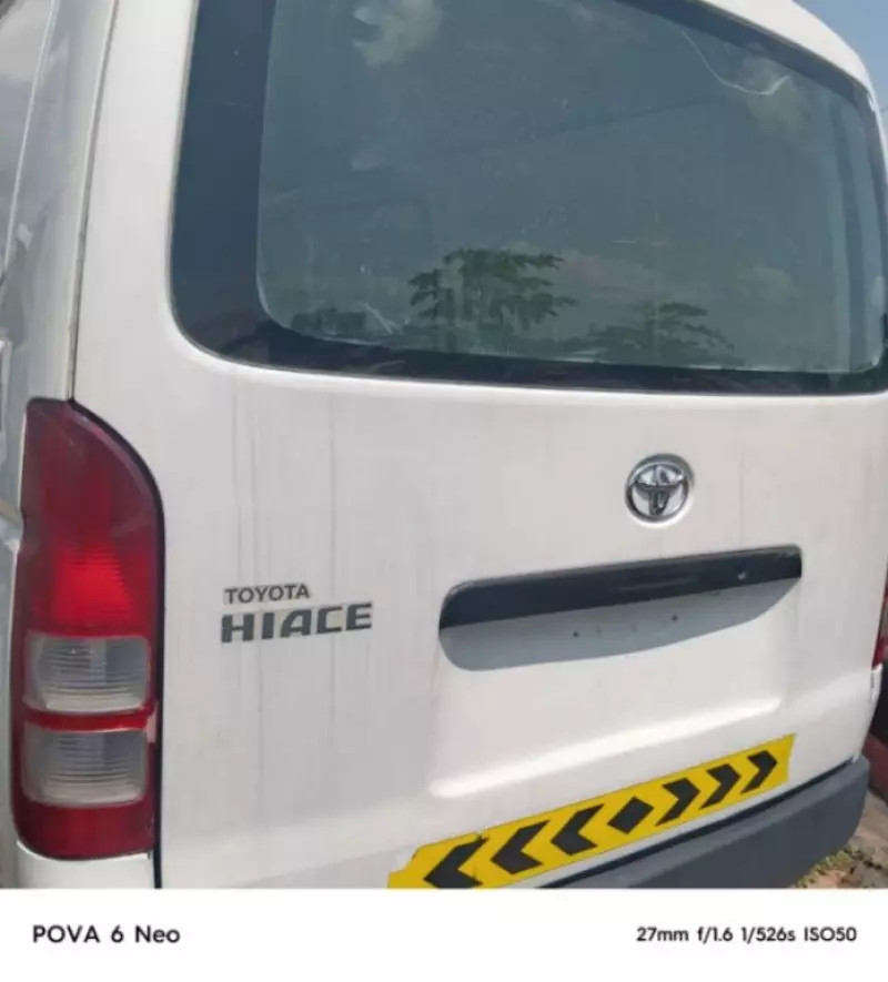 Toyota Hiace - 2013