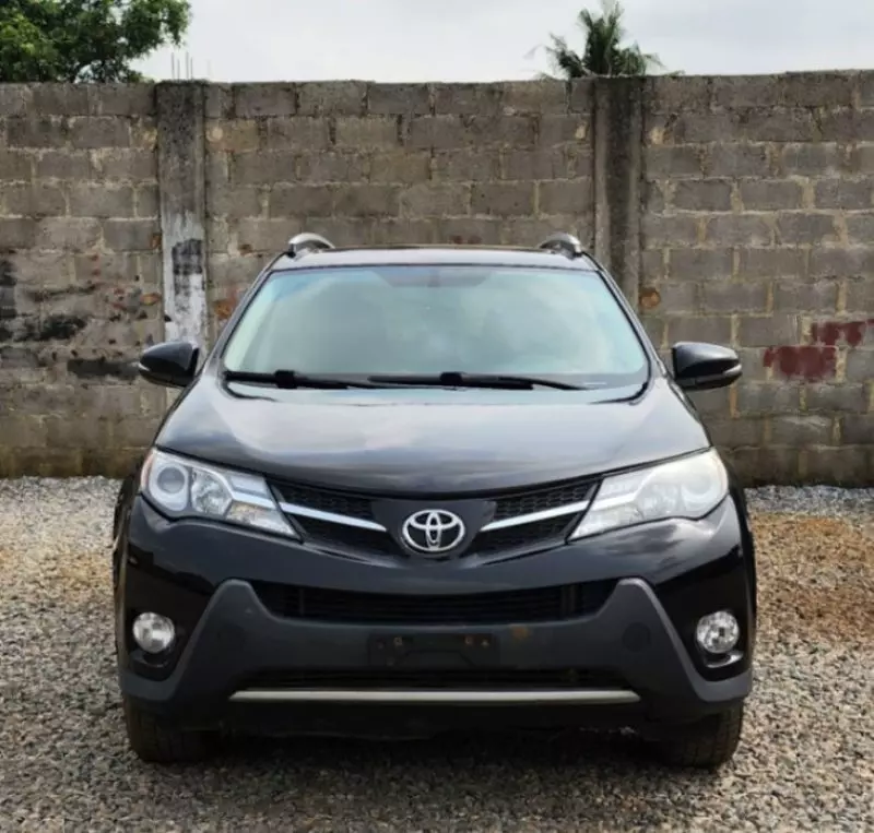 Toyota RAV 4   - 2014
