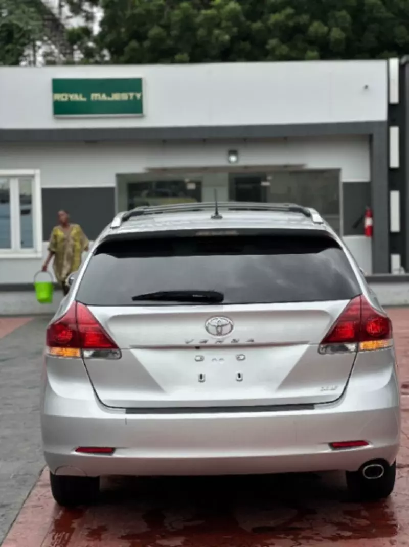 Toyota Venza   - 2013