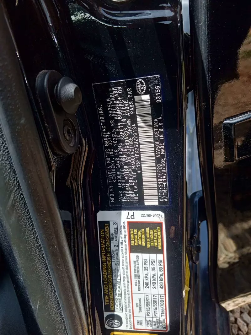 Toyota Camry   - 2016