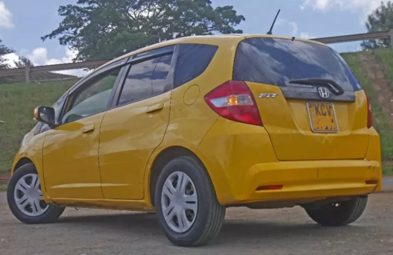 Honda Fit   - 2012