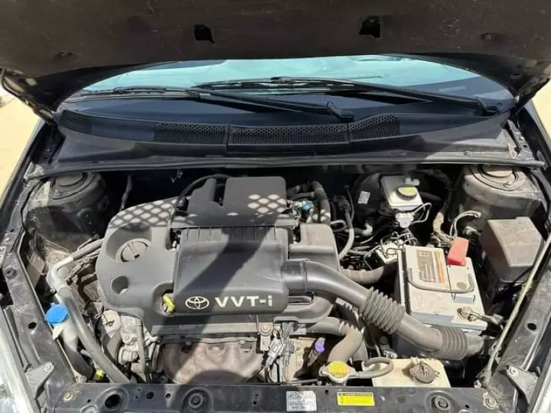 Toyota yaris   - 2008