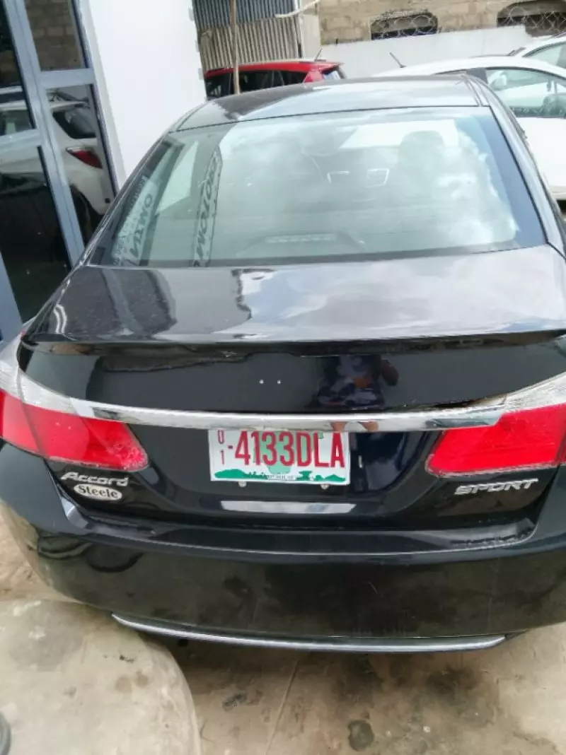 Honda Accord   - 2015