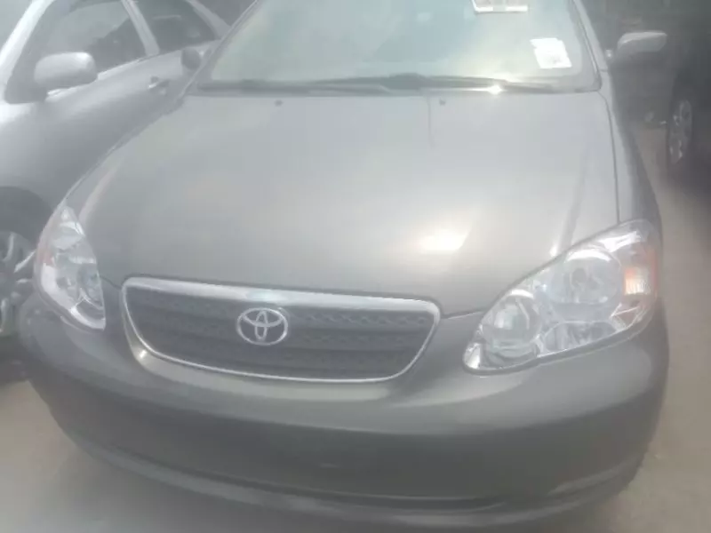 Toyota Corolla   - 2013
