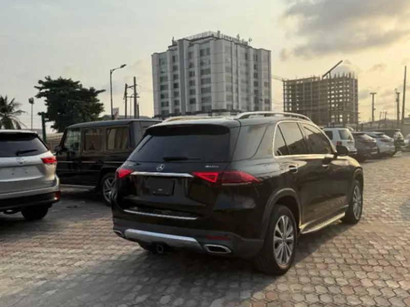 Mercedes-Benz GLE-Class   - 2020