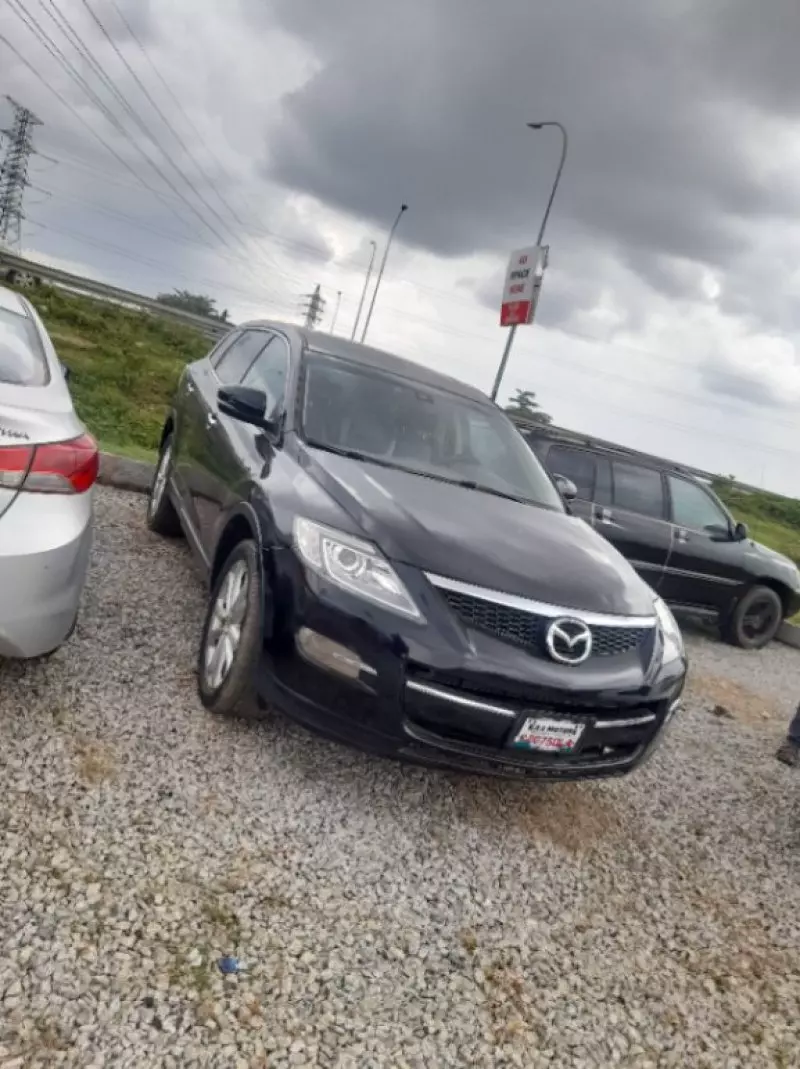 Mazda CX-9   - 2011