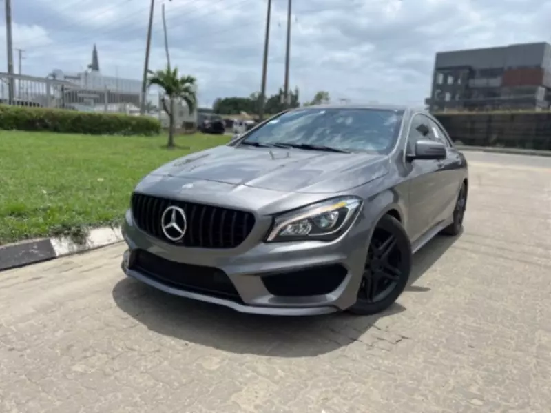 Mercedes-Benz CLA 220   - 2014