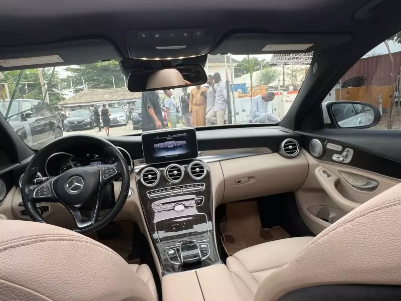 Mercedes-Benz C400   - 2015