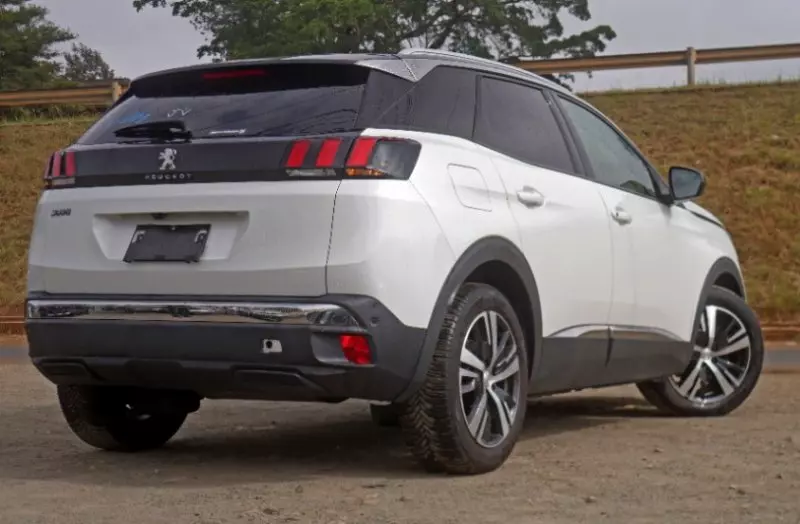 Peugeot 3008   - 2018