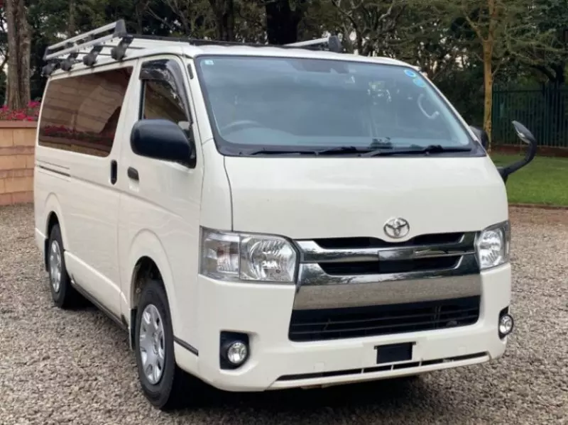 Toyota Hiace   - 2018