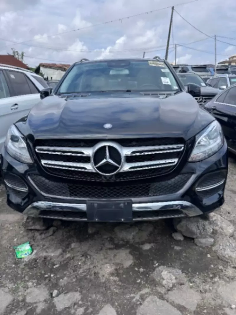 Mercedes-Benz GLE 350   - 2017