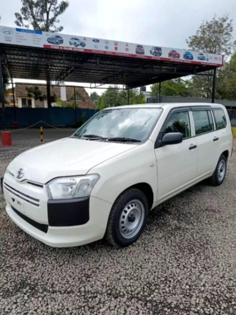 Toyota Probox    - 2018