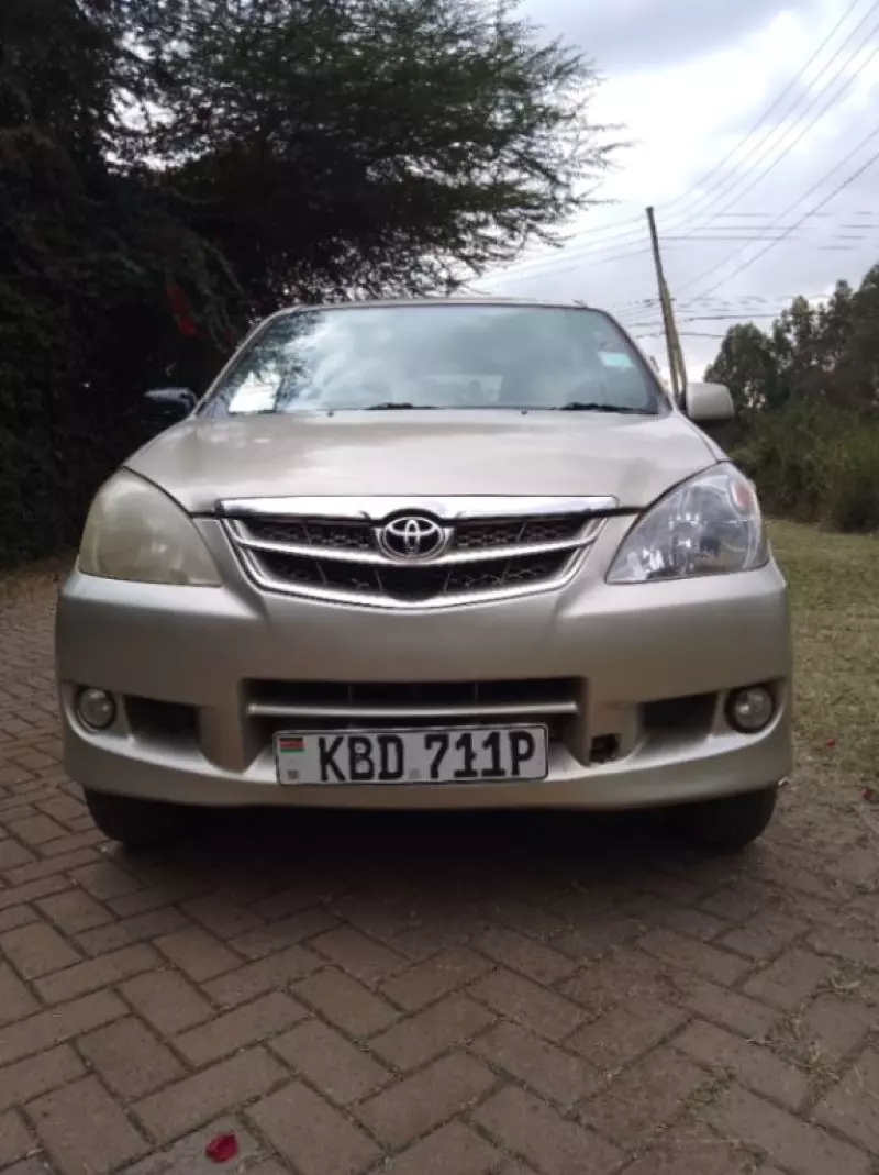 Toyota Avanza   - 2008