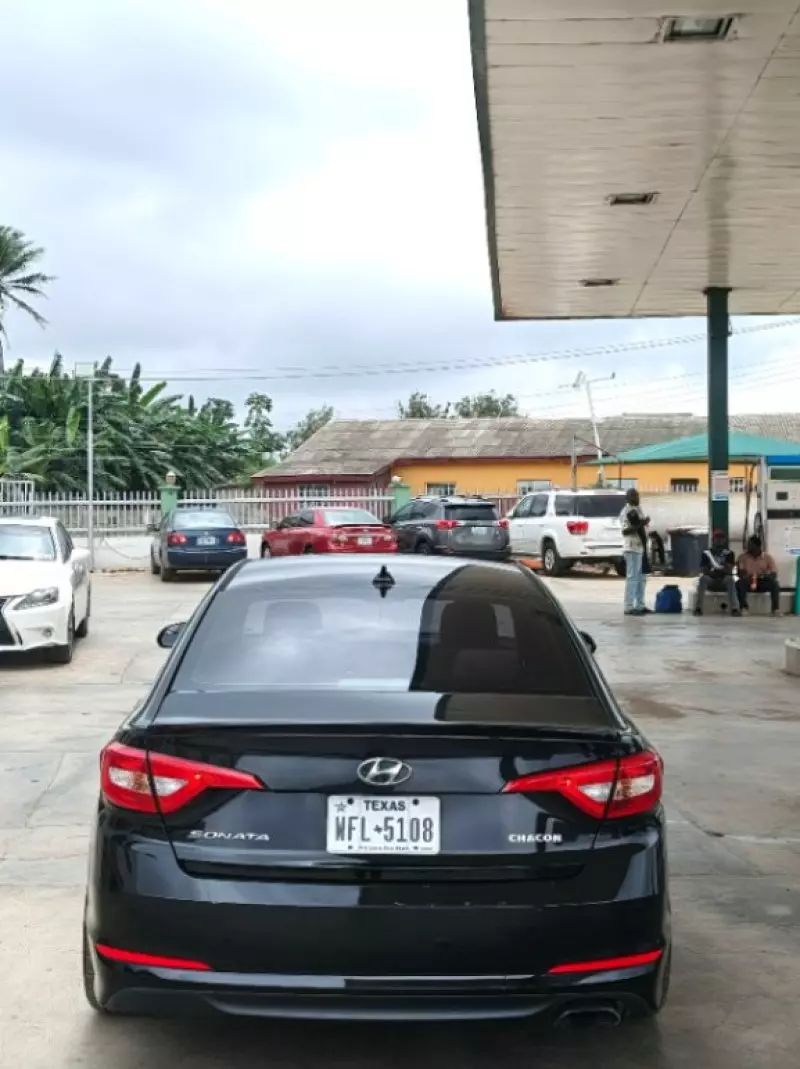 Hyundai Sonata   - 2017
