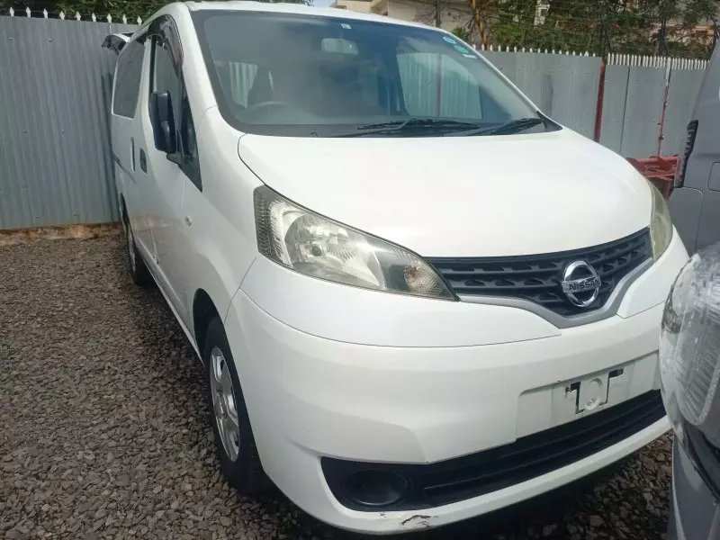 Nissan NV200   - 2015