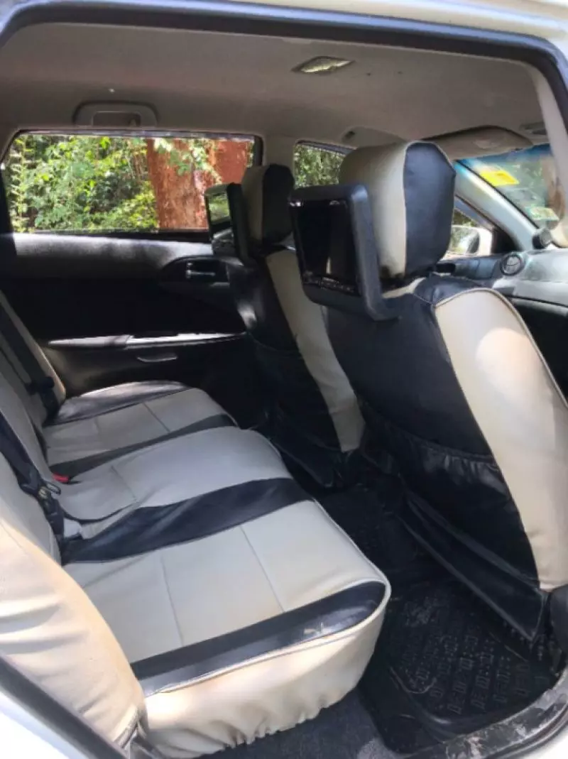 Toyota Caldina - 2005