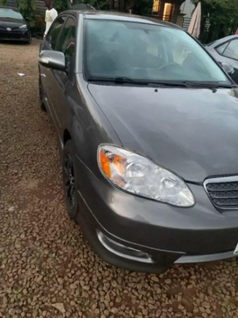 Toyota Corolla   - 2006