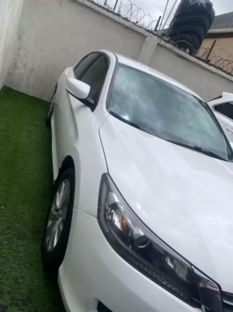 Honda Accord   - 2014