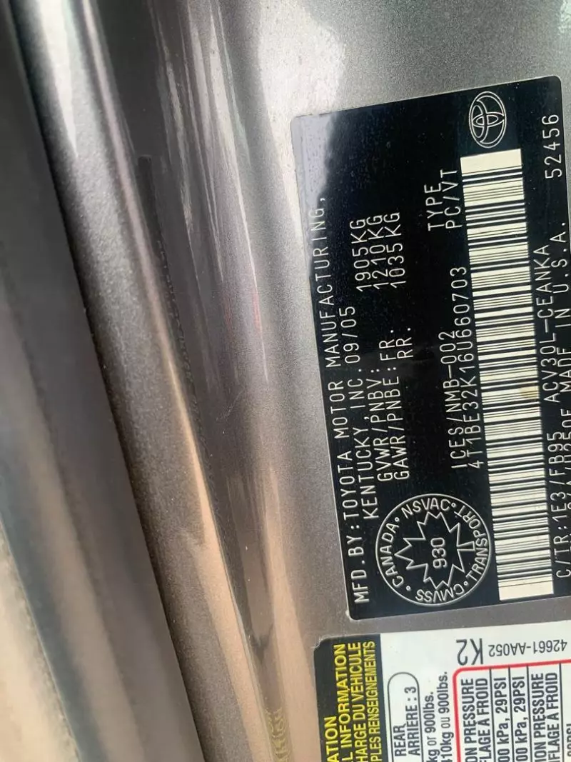 Toyota Camry   - 2006